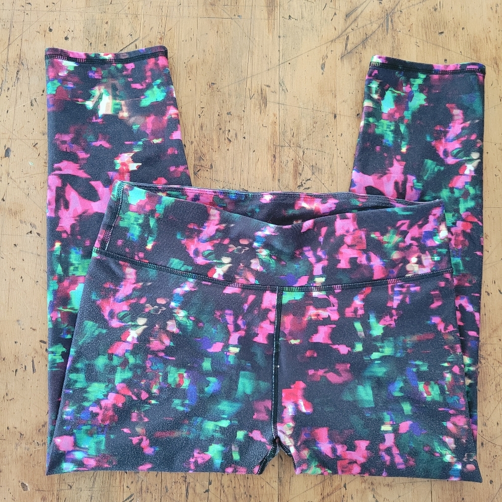 Fabletics multicolor cropped leggings some M